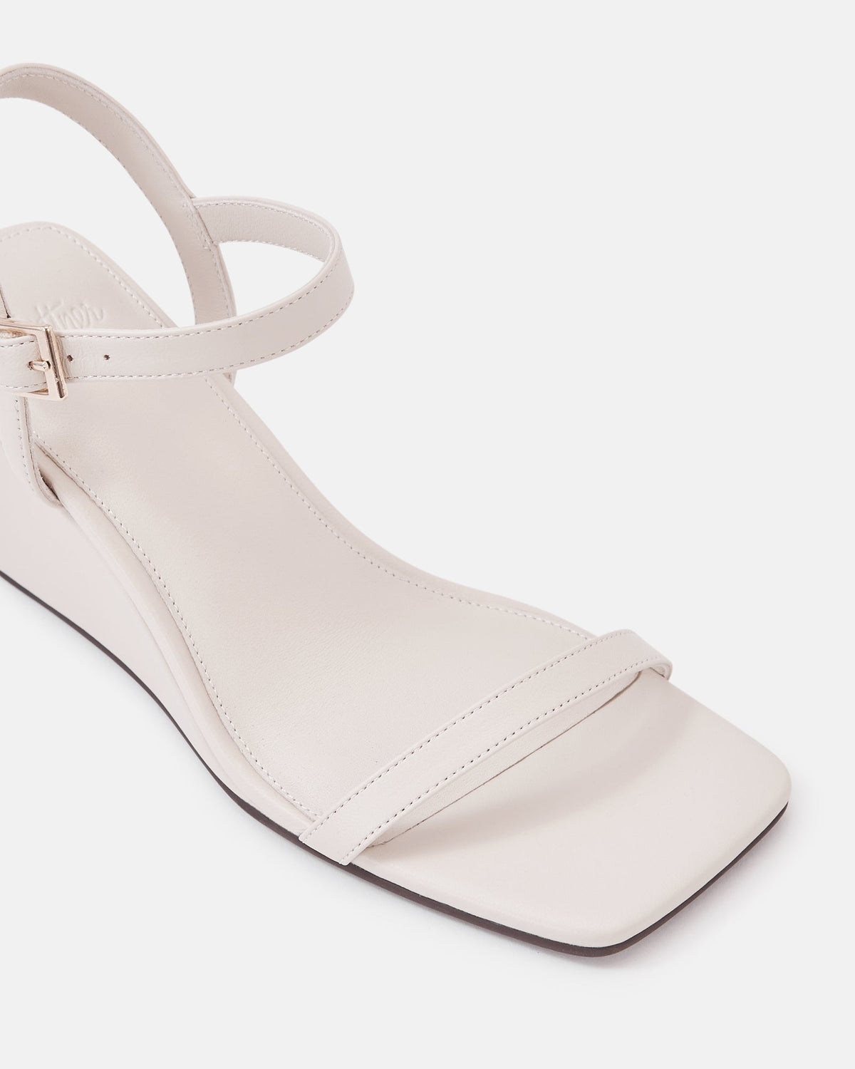 Prisca Mid Heel Vintage Ivory Leather