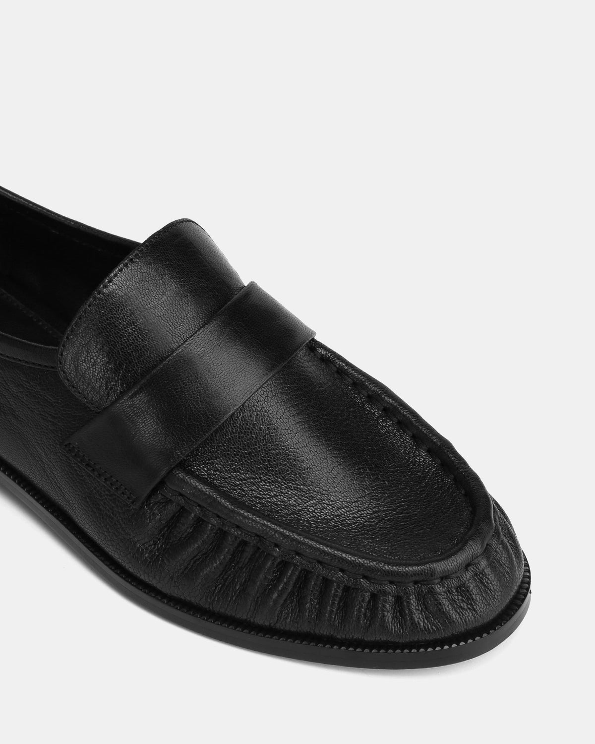 Adriel Loafer Black Leather