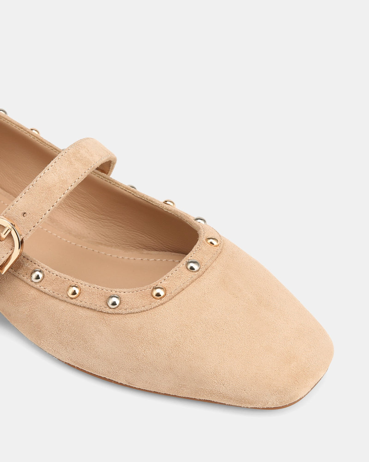 Bailey Casual Flats Sand Suede