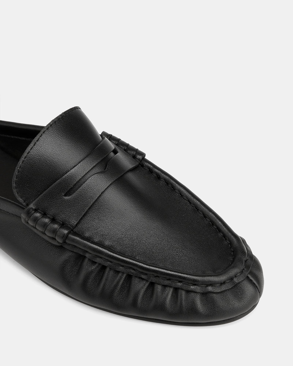 Bronn Casual Flats Black Leather