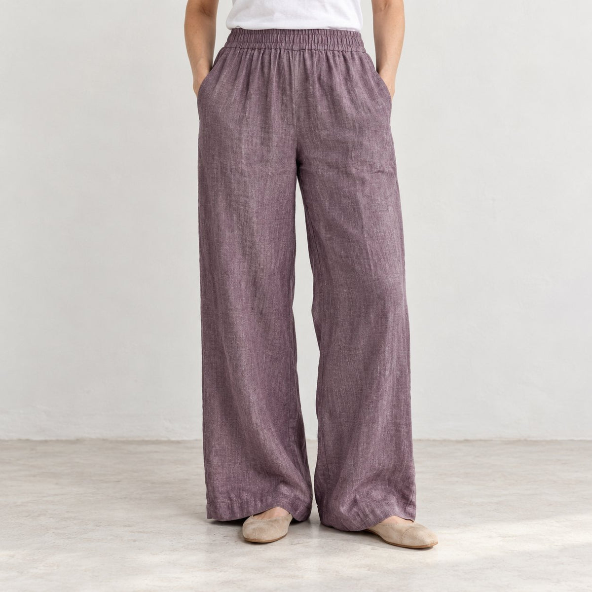The Wide-Leg Linen Trouser in Dusty Purple