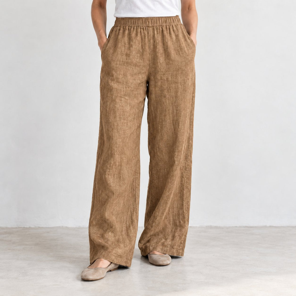 The Wide-Leg Linen Trouser in Mocha Mousse