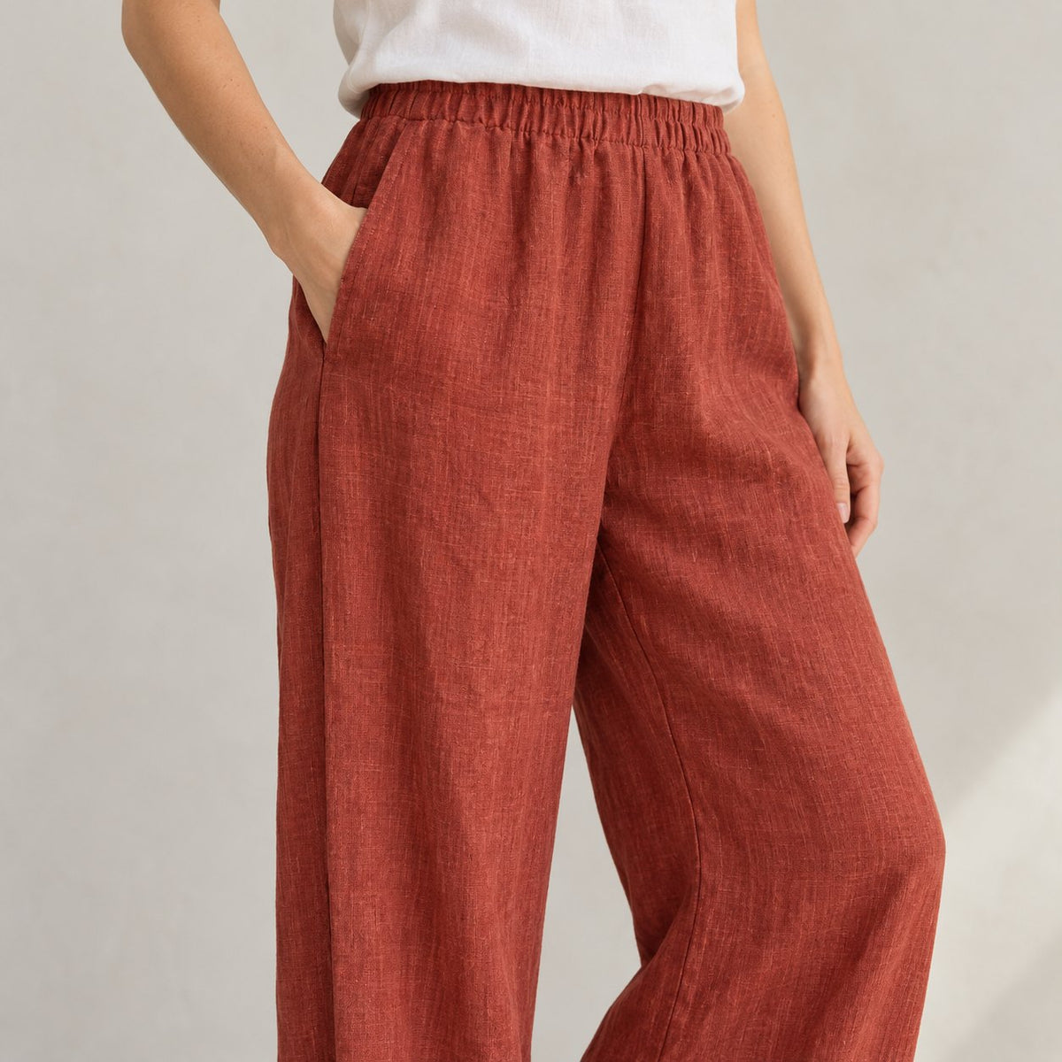 The Wide-Leg Linen Trouser in Rust, detail view